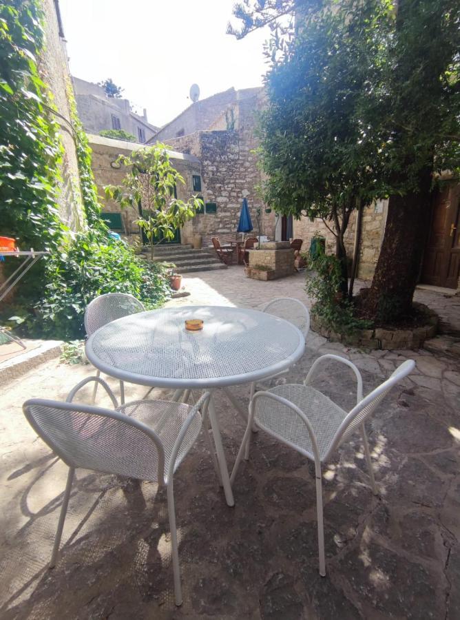 Cortile Via Sales 11 Appartement Erice Buitenkant foto